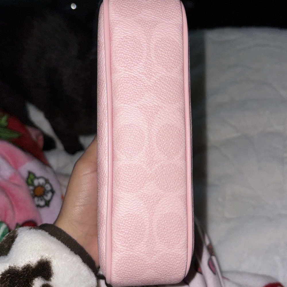 Pink Coach Women's Bag 💗